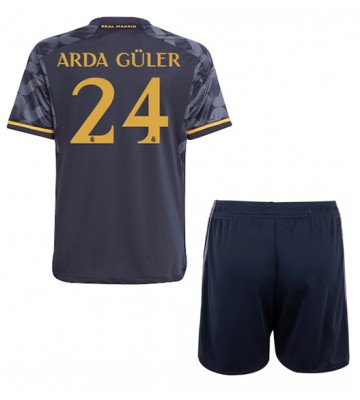 Lacne Dětský Futbalové dres Real Madrid Arda Guler #24 2023-24 Krátky Rukáv - Preč (+ trenírky)